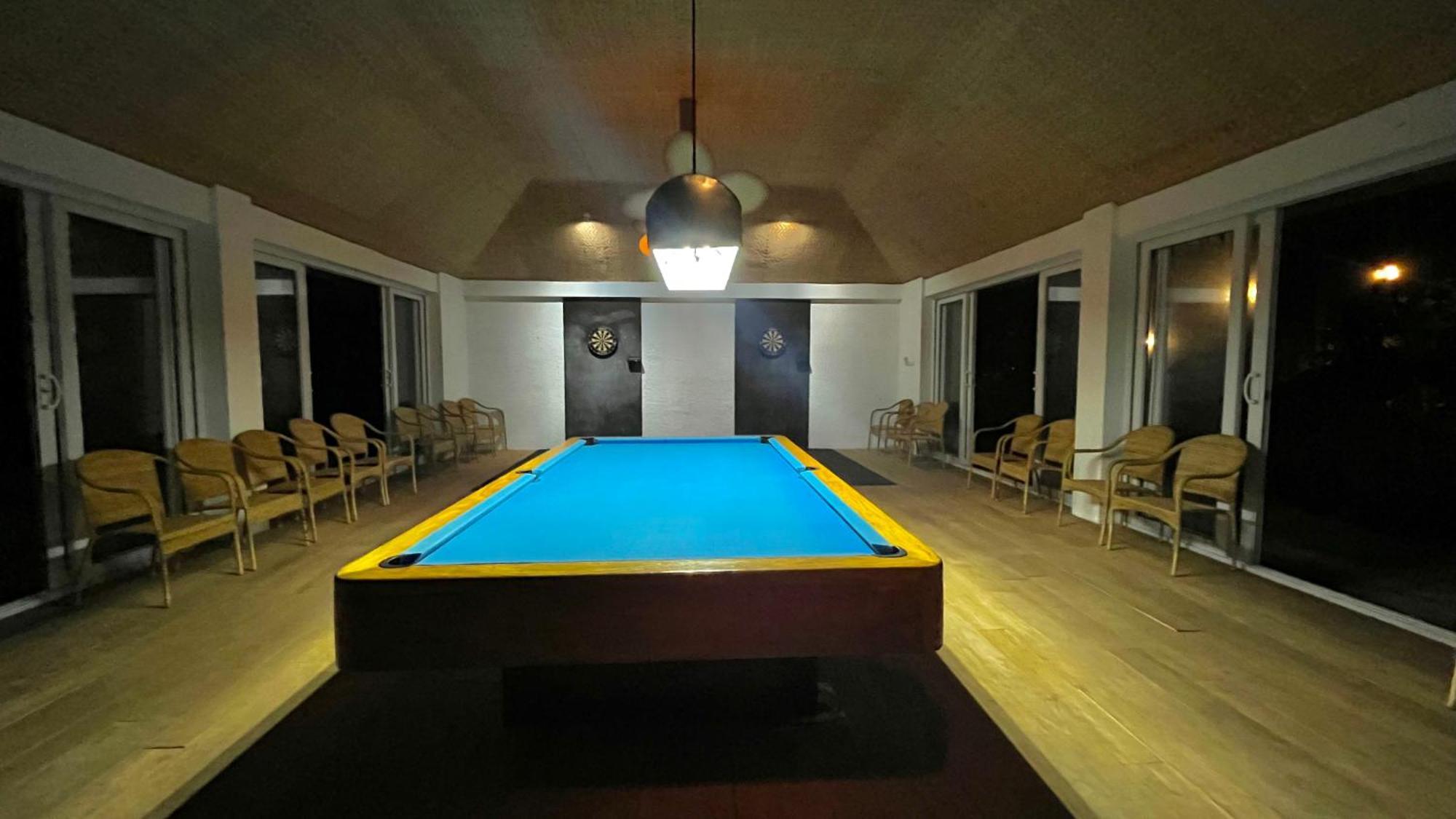 Coco Grove Beach Resort, Siquijor Island المظهر الخارجي الصورة The pool table at the 2016 World Championships